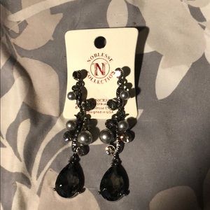 Black dangling earrings